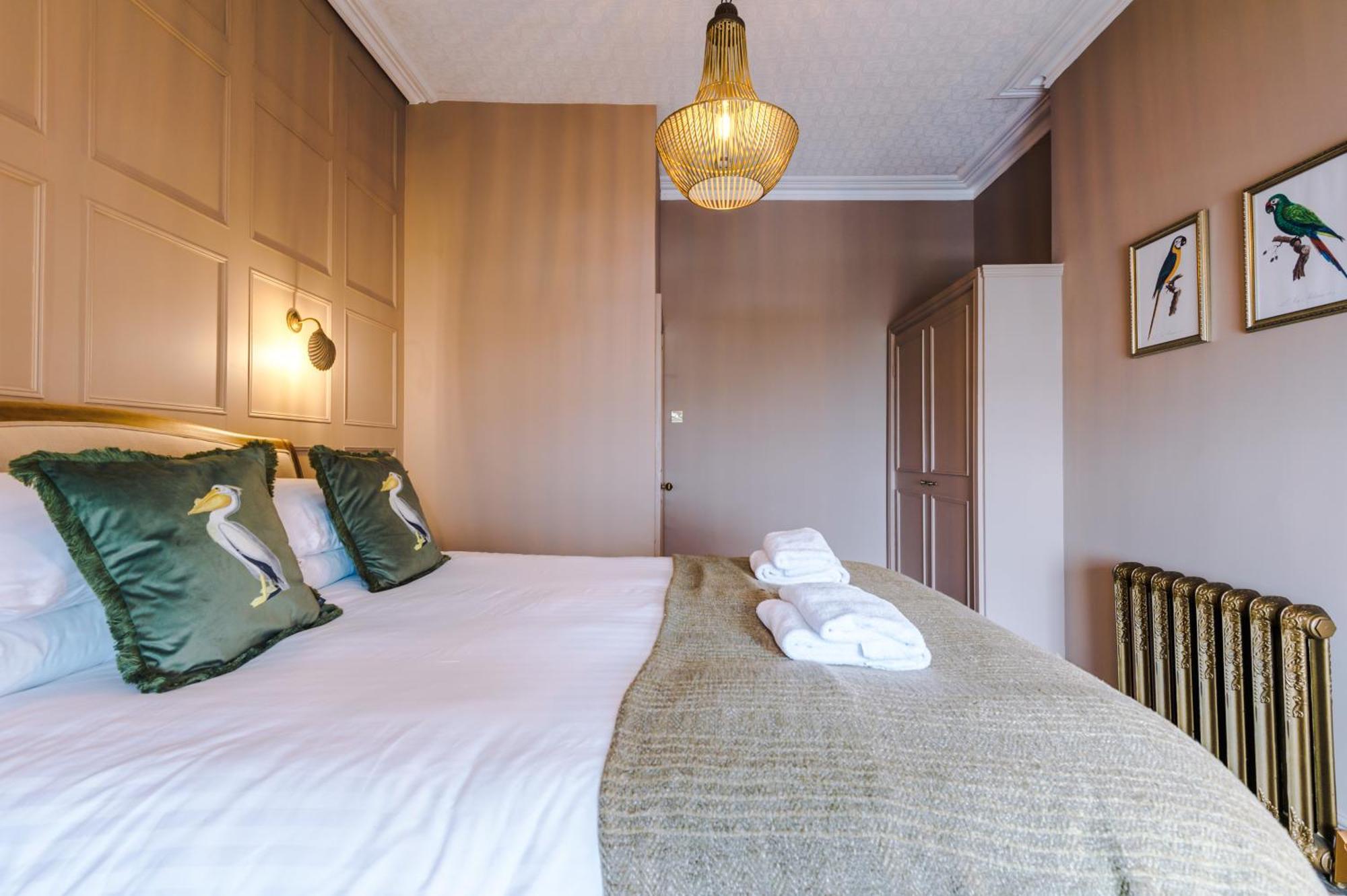 Russell Court By Orenda-Luxe Llandudno Ngoại thất bức ảnh